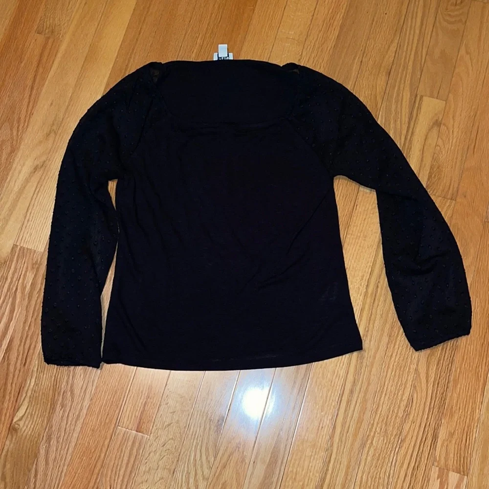 J. Crew NWOT❗️Square-neck top with sheer clip-dot sleeves Item AG088